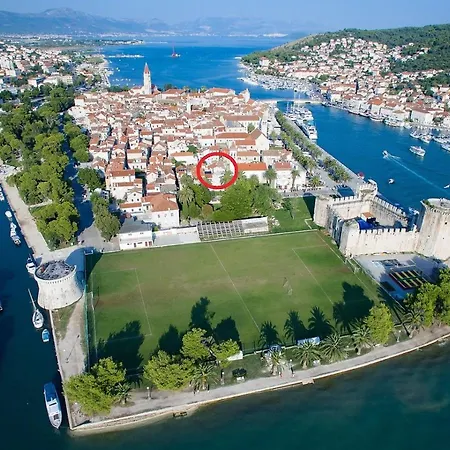 M Trogir * Seget Donji